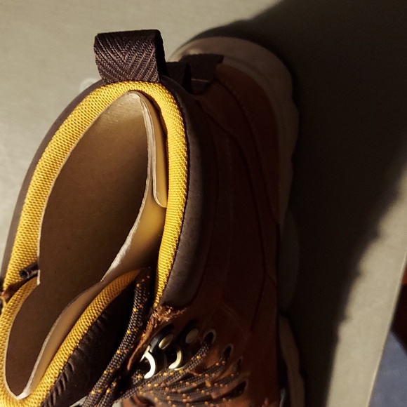 Timberland | Men's TBL Originals Ultra Waterproof Boots, Brown, Size 8.5 - Picture 9 of 9